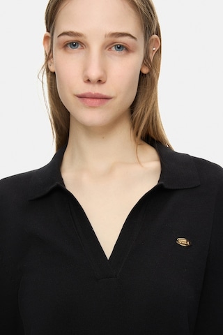 Ucla Irene Siyah Polo Yaka Triko Metal Logolu Standard Fit Kadın Triko Siyah