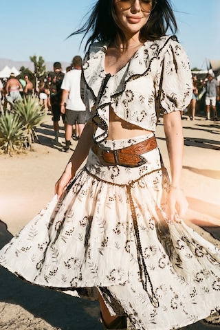 Fashion Cocktail Nakışlı İşlemeli Güpürlü Önden Bağlamalı Balon Kol Crop Bluz Ve Yırtmaçlı Asimetrik Uzun Yırtmaç Efekt Etek Yazlık Romantik Vintage Retro Bohem İkili Takım Kadın Set siyah