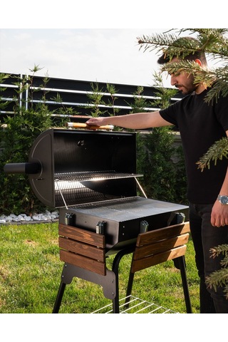 Grillord 75 Kömürlü Barbekü 1 Adet Döküm Izgaralı + Hediye Seti Önlük + Kılıf + 2 2 Kg Kömür Gümüş - Siyah