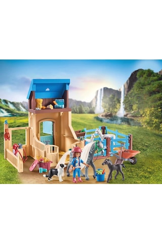 Playmobıl 71353 Stall With Amelia And Whisper