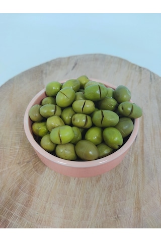 Etik Yerli Ürünler Gemlik Cinsi Küçük Boy Kırma Tatlanmış Zeytin 5 KG