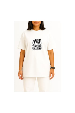 Bahriyeli Collection Oversize Gerçek Gözler Gerçek Yalanları Fark Eder Göğüs Baskılı Unisex T-shirt Beyaz
