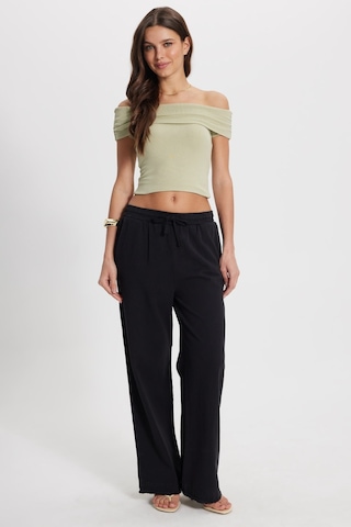 Tudors Kadın Relax Fit Rahat Kesim %100 Pamuk Beli Bağcıklı Lastikli Çift Cepli Siyah Pantolon-50600