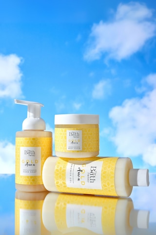 The Bath Factory Gold Aura Vücut Peeling + Gold Aura Duş Jeli + Gold Aura Köpük Sabun﻿﻿