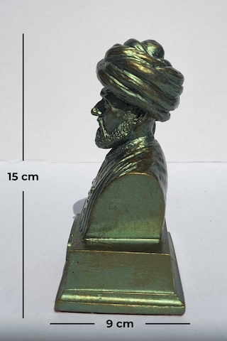 Piri Reis Büstü