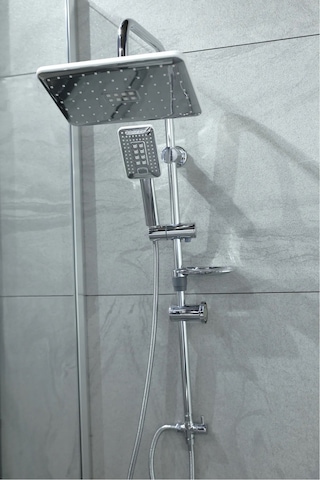 Lüx Beyaz Alaska Robot Tepe Yağmurlama Banyo Duş Seti Kolay Kurulum Banyo Özel Set Krom