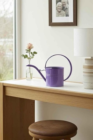 Ella 1 Litre Metal Çiçek Saksı Sulama Kabı Modern Dekoratif Çok Amaçlı Sulak Mor