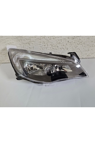 Opel Astra J Sağ Ön Far Siyah Motorlu Sıfır 2010-2015