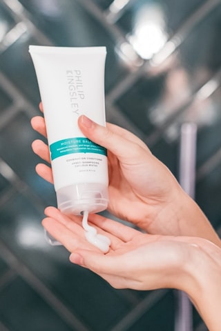Philip Kingsley Nem Dengeleyici Saç Kremi 200 Ml, Uçlara Nem & Pürüzsüzlük