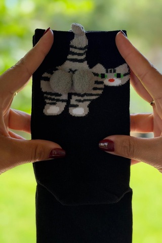 Lousocks Unisex Siyah Yeşil Gözlü Tekir Kedi Desenli Ponpon Soket Çorap
