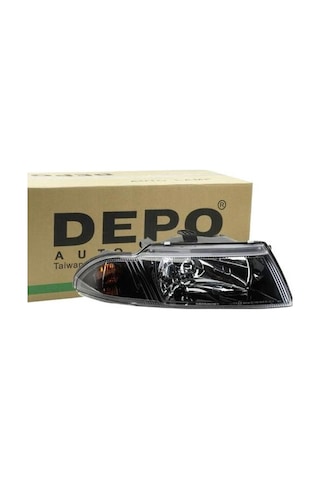 Mıtsubıshı Carısma Yıl 00-05 Arası Depo Sağ Far Siyah Mr972794