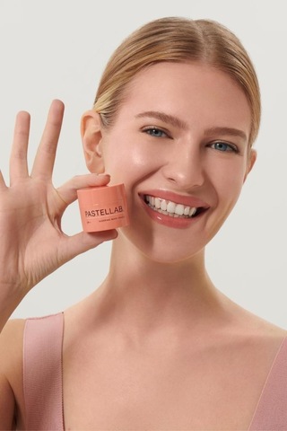 Pastel Peach Sleeping Lip Mask