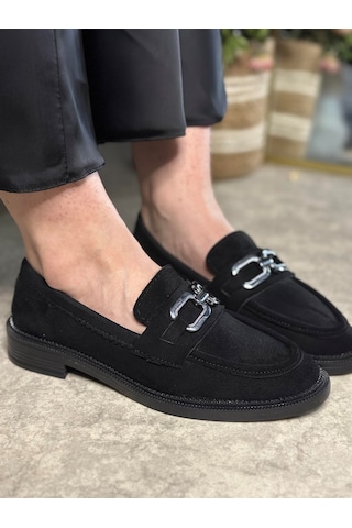 Günlük Kadın Loafer Klasik Alçak Topuklu Desenli Taban Zincirli Oval Burunlu Makosen Ayakkabı 100 Siyah Süet Platin