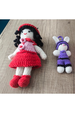 Amigurumi Oyuncak Figürler Kırmızı Şapkalı Kız ve Mor Şapkalı Arkadaşı