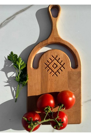 Ahşap Saplı İşlemeli Kesme Tahtası 38x16 Cm Ahşap