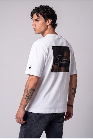Black Nova Oversize Baskılı Unisex Tişört Classic Car Beyaz