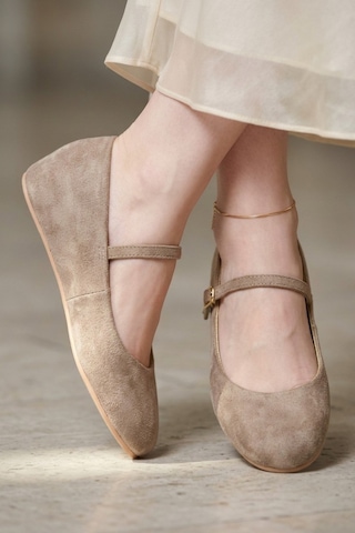 Fox Shoes Y250770702 Vizon Süet Alçak Dolgu Tabanlı Kadın Ayakkabı