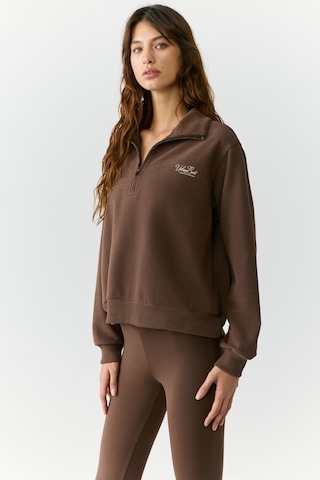 Urban Beat Emıya Kadın Dik Yaka Fermuarlı Relaxed Kahverengi Sweatshirt Kahverengi