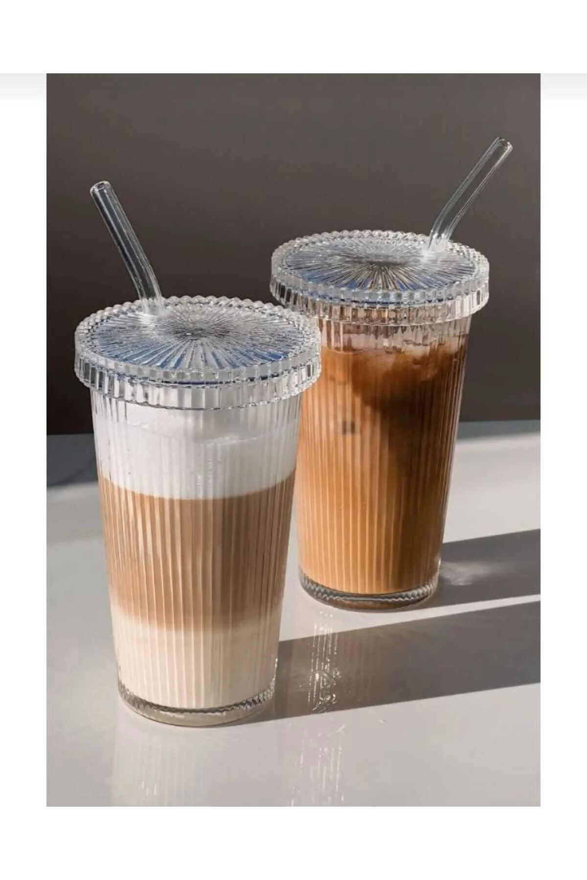 2 Adet 600 Ml Mika Kapaklı Pipetli Origami Stil Mika Bardak Sunum Bardağı Meşrubat Bardağı Şeffaf