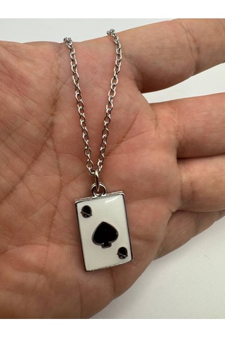 Maça Kızı İskambil Kart Figürlü Unisex Kolye Zarafet, Bilgelik Ve Stratejinin Simgesi Çok renkli