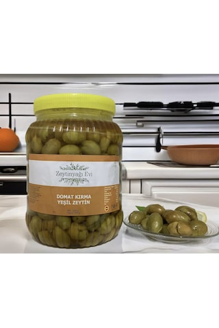 El Kırması Domat Sofralık Yeşil Zeytin İri Kalibre Pet Şişe 2200 Gram