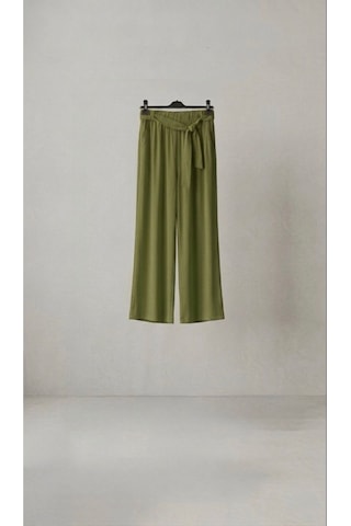 Yüksek Bel Rahat Kesim Kuşak Detaylı Yazlık Viskon Pantalon Haki