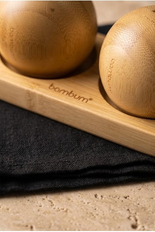 Bambu Stantlı 2'li Küre Tuzluk Biberlik Seti 16x8.5 Cm - Doğal Yuvarlak Top Bambu Baharatlık Takımı Beyaz - Kahverengi