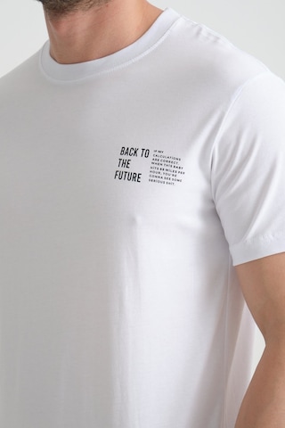 Shooter Sportwear Shooter Erkek Pamuklu T-shirt Premium Kalite Minimal Tasarım Regular Kalıp Beyaz