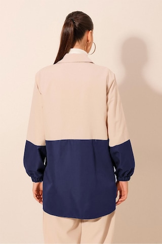 5909 Çift Renkli Mevsimlik Trençkot - Lacivert Lacivert