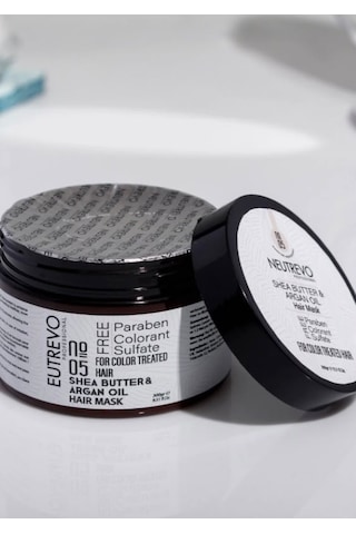 Neutrevo Professional No:5 Argan Serisi İpeksi Parlaklık Saç Bakım Maskesi 300 Ml