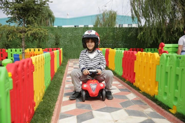King Car İlk Arabam Kırmızı Kırmızı