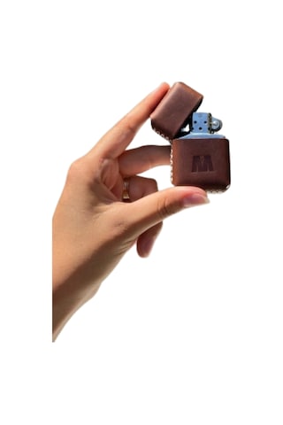 Deri Kılıflı Zippo Model Çakmak Çakmak 5685 Kahverengi