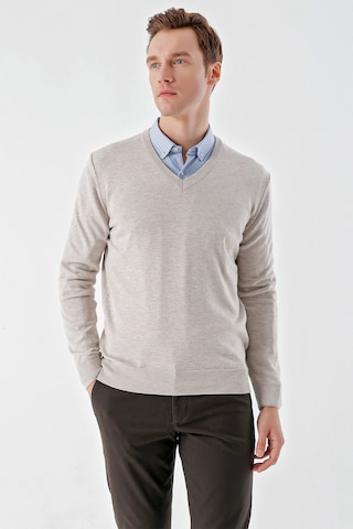 Morven Erkek Bej Basic V Yaka Dynamic Fit Rahat Kesim Triko 25kc017004653 Bej