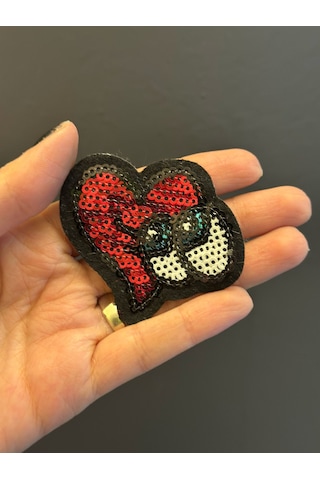 Ütü İle Yapışan Payetli Kalpli Göz Arma Dikiş Aplike 7x6 Cm