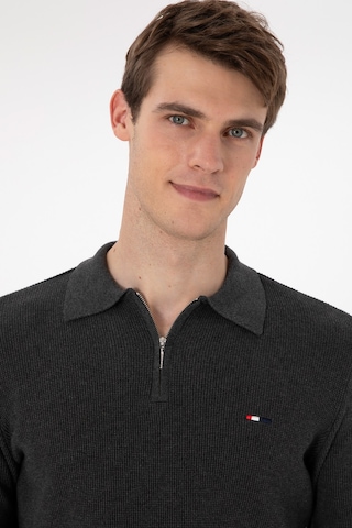 U.S. Polo Assn. Erkek Regular Fit Yarım Fermuarlı Antrasit Melanj Basic Kazak 50298266-VR081