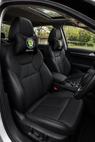 Skoda Auto Nakış İşlemeli Ortopedik Lüks Araç Seyahat Deri Oto Boyun Yastığı Siyah 2'li Set