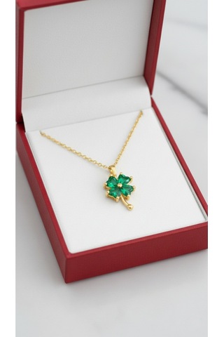 Çekirdekjewelry 925 Ayar Gümüş Ürün Zümrüt Taşlı Yonca Kolye Sarı