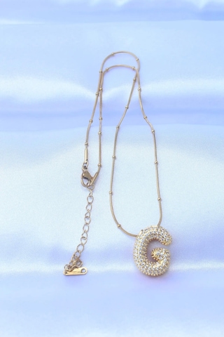 Mrs Flower Çelik Zincirli Zirkon Taşlı G Harfli Gold Renk Bubble Kolye Çok Renkli