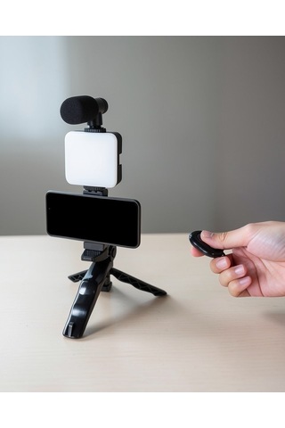 Telefon Tutucu Led Işıklı Kumandalı Mikrofonlu Vlog Video Kayıt Standart