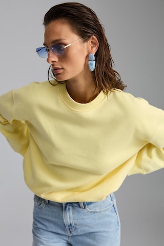 Vaneltına Kadın Içi Polarlı 3 Iplik Organik Pamuk Oversize Basic Bisiklet Yaka Sarı Sweatshirt