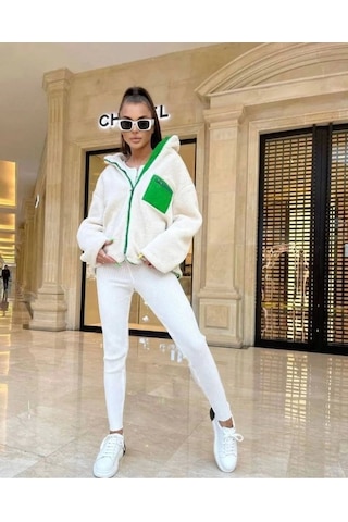 Kadın Uzun Kollu Renkli Cep Ve Fermuar Detay Peluş Mont Ekru