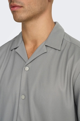 Only & Sons Erkek Onskarı Rahat Kesim Kısa Kollu Çıt Çıt Düğmeli Gömlek 22032560 Gri Gri