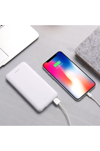 Hızlı Şarj Destekli 10000 Mah Powerbank Akıllı Koruma, Micro Ve Çift Usb, Led Durum Göstergesi Beyaz BEYAZ