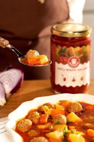Tatlı Biber Salçası -gaziantep- 650 Gr