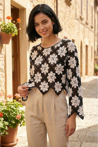Sayzen Your Shine Çiçek Desenli Dantel Işleme Crop Sayzen Çiçek Desenli Dantel Işleme Crop Siyah