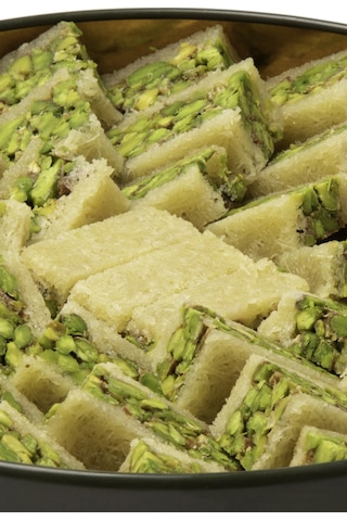 Baklawati Soğuk Tepsi Baklava Kadayıflı Fıstıklı Belluriye 500 G