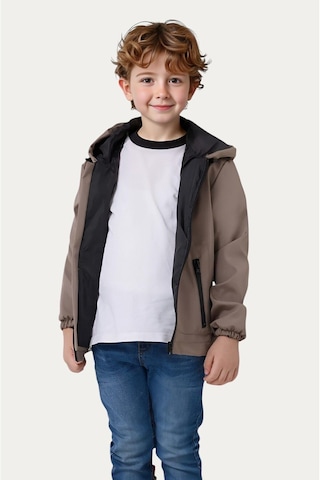 Erkek Çocuk Astarlı Su Ve Rüzgar Geçirmez Kapüşonlu Çift Fermuarlı Cepli Yağmurluk Taş