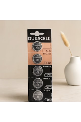 Cr2025 Para Pil 5'li Kart Çok Renkli Cr2025 Para Pil 5'li Kart Çok Renkli