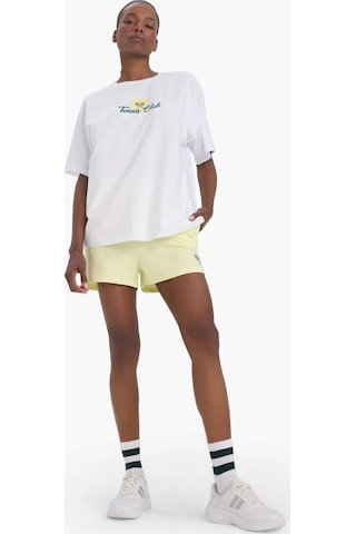 DeFactoFit Standart Fit Sporcu Kısa Paça Şort E3600AX25SMYL75