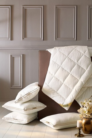 Othello Elegante Crowna Yorgan 195X215 Çift Kişilik Krem